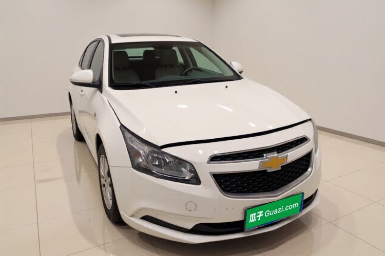 Ojetý Chevrolet Cruze 2015 1.5L Classic SL MT Guazi used car, China used car export, Used car for sale, Used  cars, Cheapest cars for sale