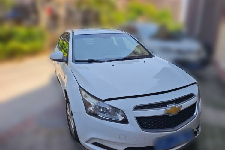 Used Chevrolet Cruze 2015 1.5L Classic SL MT Guazi used car, China used car export, Used car for sale, Used  cars, Cheapest cars for sale