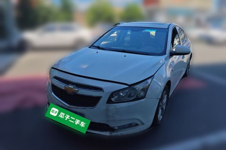 Ojetý Chevrolet Cruze 2015 1.5L Classic SE MT Guazi used car, China used car export, Used car for sale, Used cars, Cheapest cars for sale