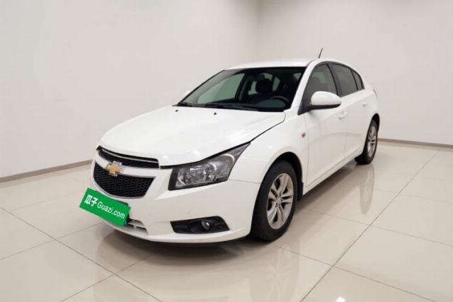 Chevrolet Cruze 2015 Hatchback 1.6L Automatic Comfort Edition usado
