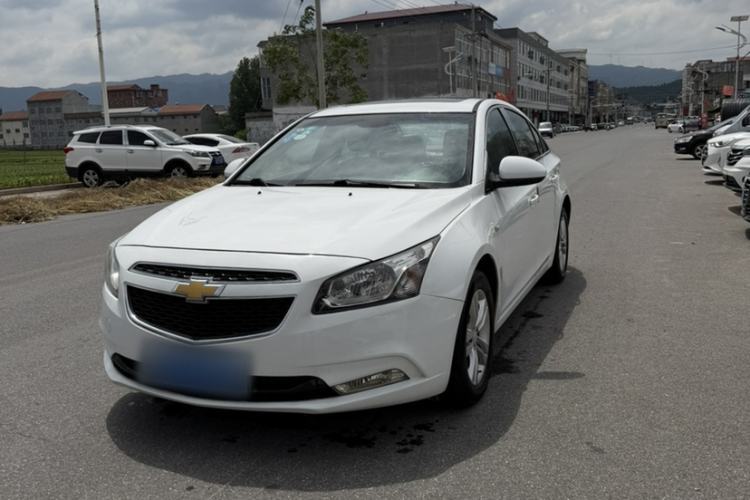 Used Chevrolet Cruze 2015 1.5L Classic SE MT Guazi used car, China used car export, Used car for sale, Used cars, Cheapest cars for sale