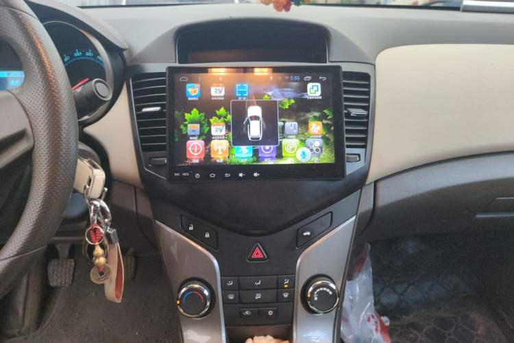 Used Chevrolet Cruze 2015 1.5L Classic SE MT Audio And AC Panel