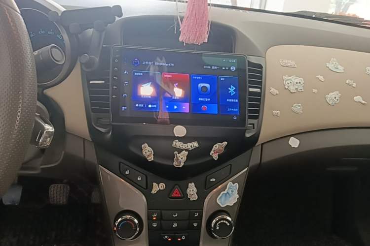 Used Chevrolet Cruze 2015 1.5L Classic SE MT Audio And AC Panel