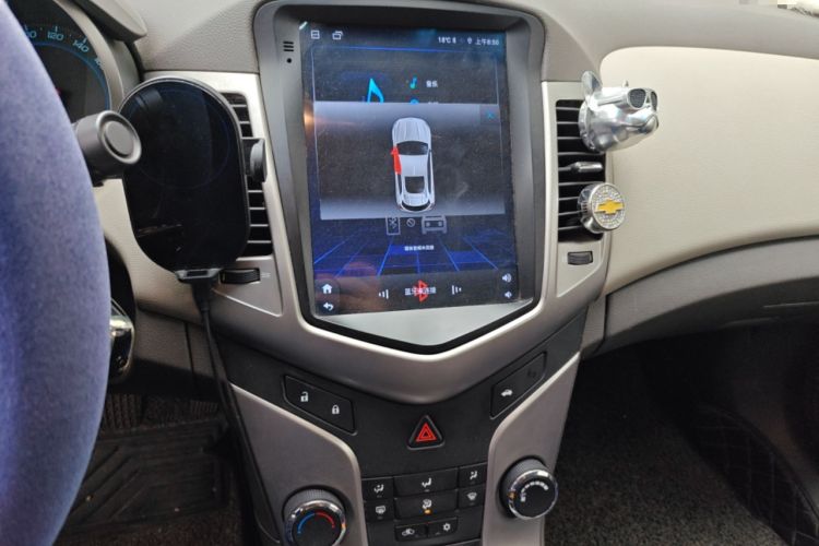 Used Chevrolet Cruze 2015 1.5L Classic SL MT Audio And AC Panel