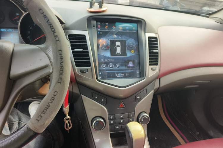 Used Chevrolet Cruze 2015 1.5L Classic SE AT Audio And AC Panel