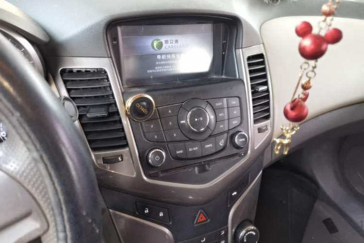 Used Chevrolet Cruze 2015 1.5L Classic SE AT Audio And AC Panel