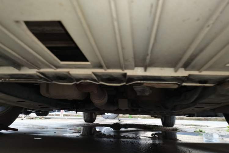 Used Chevrolet Cruze 2015 1.5L Classic SL MT Chassis Front