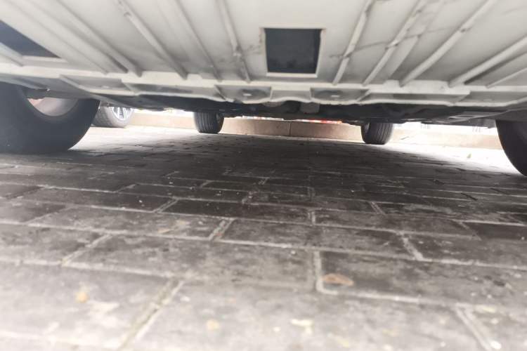 Used Chevrolet Cruze 2015 1.5L Classic SE MT Chassis Front