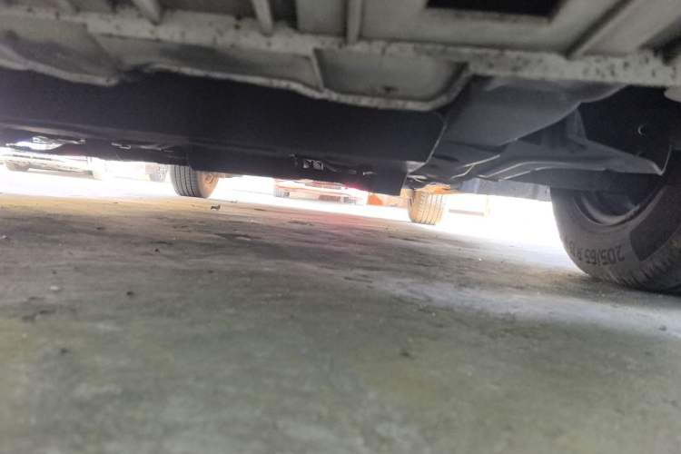 Used Chevrolet Cruze 2015 1.5L Classic SL MT Chassis Front