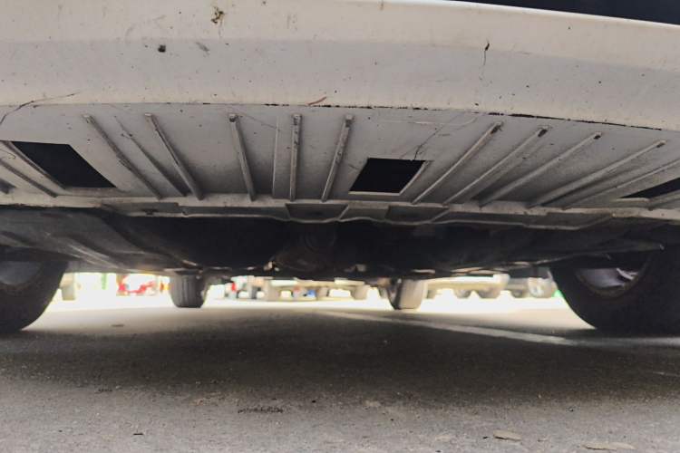 Used Chevrolet Cruze 2015 1.5L Classic SE MT Chassis Front