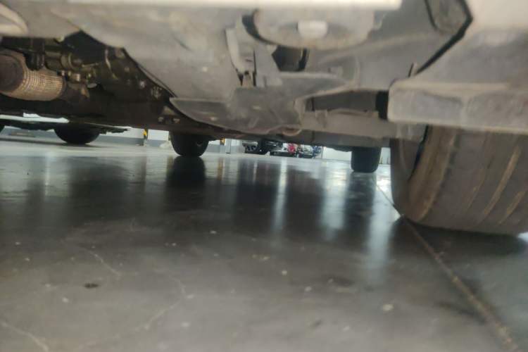 Used Chevrolet Cruze 2015 1.5L Classic SE AT Chassis Front Left
