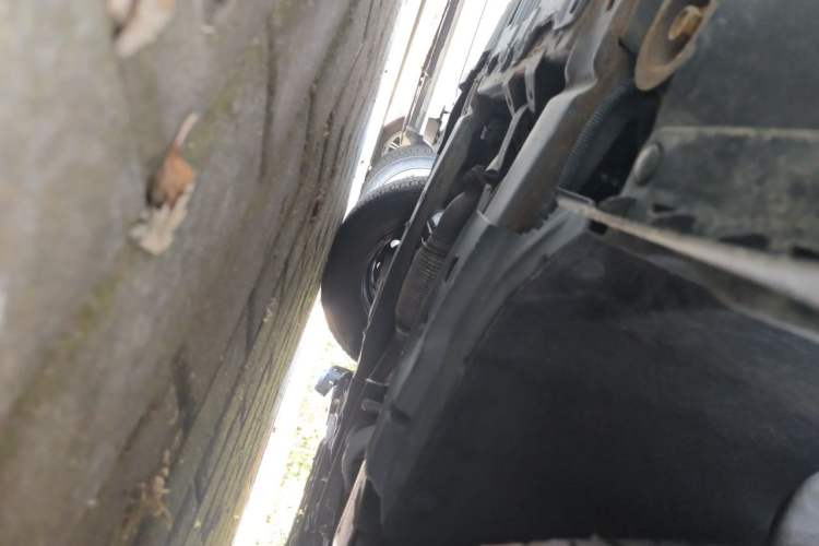 Used Chevrolet Cruze 2015 1.5L Classic SL MT Chassis Front Left