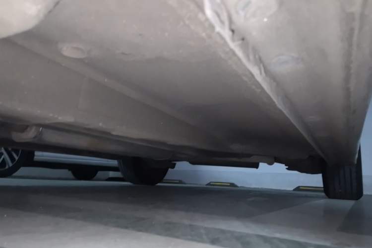 Used Chevrolet Cruze 2015 1.5L Classic SE AT Chassis Front Left