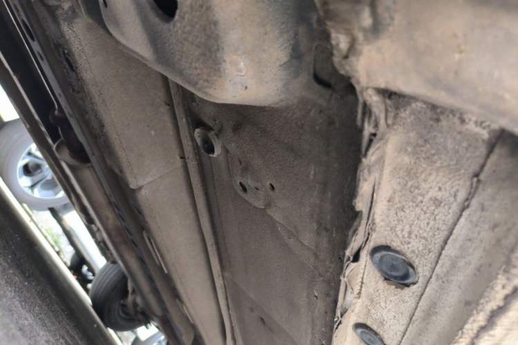 Used Chevrolet Cruze 2015 1.5L Classic SL MT Chassis Front Left