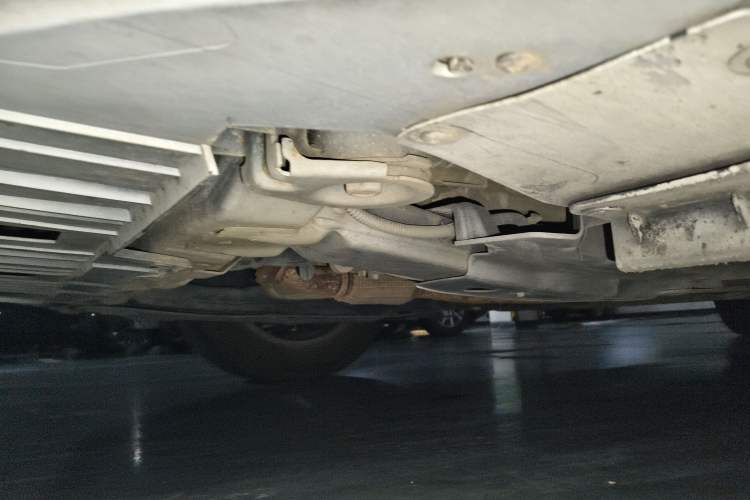 Used Chevrolet Cruze 2015 1.5L Classic SE AT Chassis Front Left