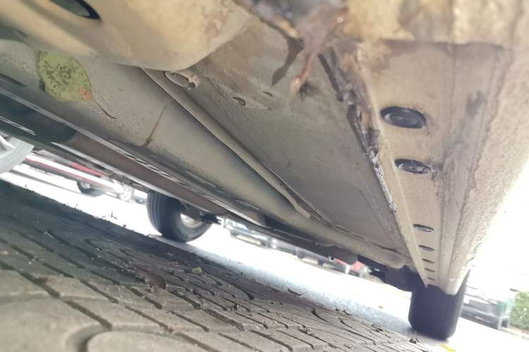 Used Chevrolet Cruze 2015 1.5L Classic SL MT Chassis Front Left
