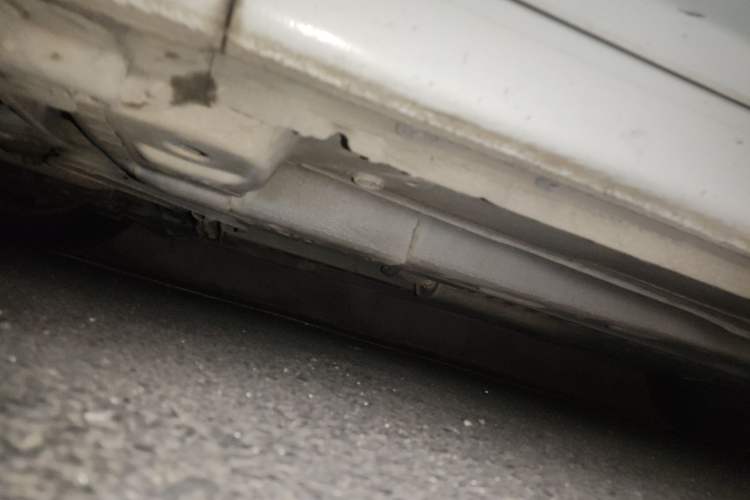 Used Chevrolet Cruze 2015 1.5L Classic SE MT Chassis Front Left