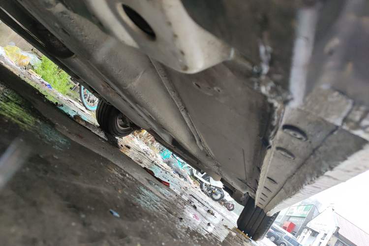 Used Chevrolet Cruze 2015 1.5L Classic SE MT Chassis Front Left