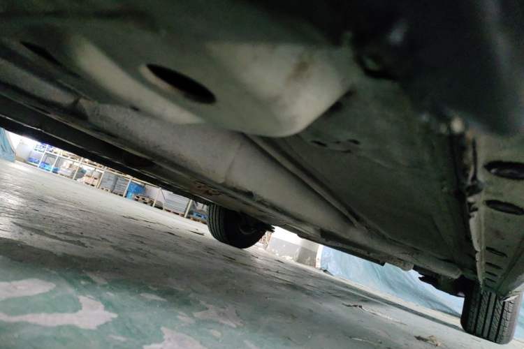 Used Chevrolet Cruze 2015 1.5L Classic SL MT Chassis Front Left