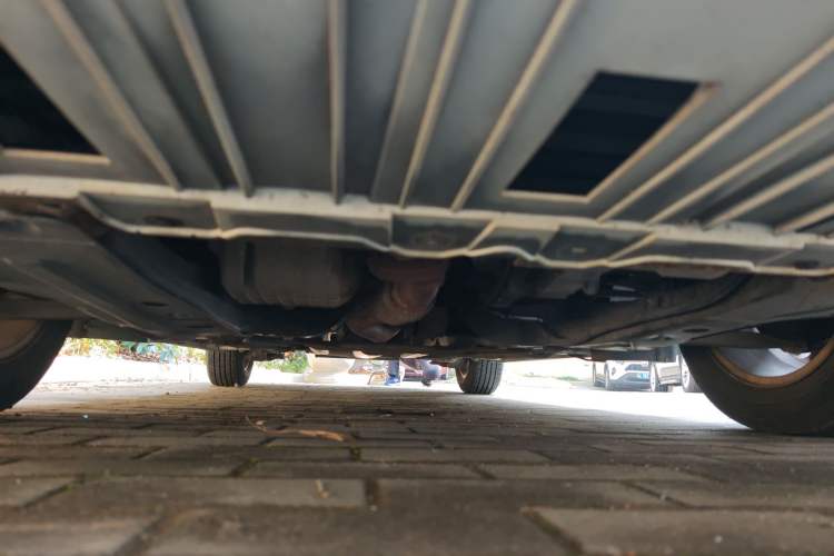 Used Chevrolet Cruze 2015 1.5L Classic SE MT Chassis Front