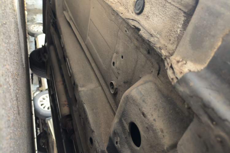 Used Chevrolet Cruze 2015 1.5L Classic SL MT Chassis Front Right