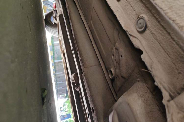 Used Chevrolet Cruze 2015 1.5L Classic SE MT Chassis Front Right