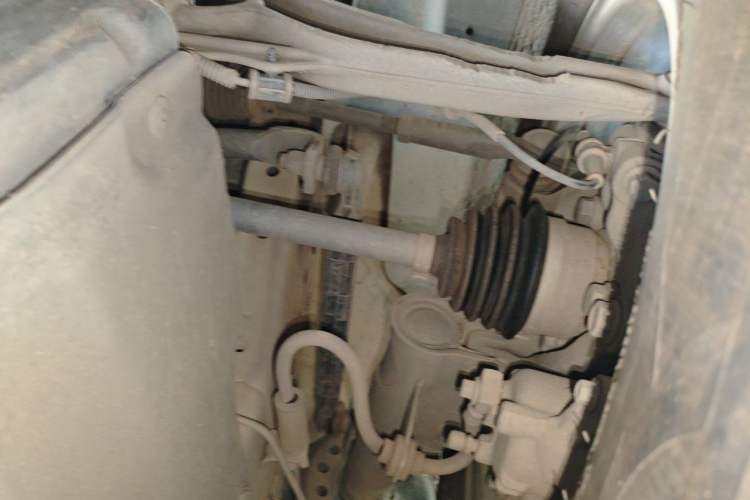 Used Chevrolet Cruze 2015 1.5L Classic SL MT Chassis Front Right