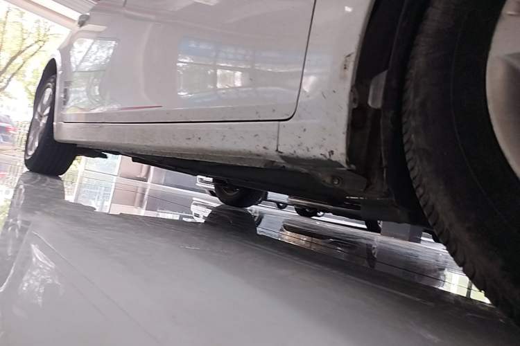 Used Chevrolet Cruze 2015 1.5L Classic SE MT Chassis Front Right