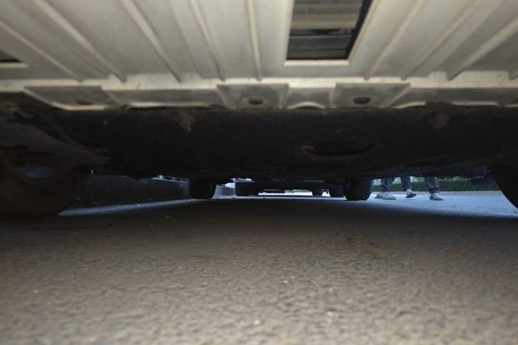 Used Chevrolet Cruze 2015 1.5L Classic SL MT Chassis Front