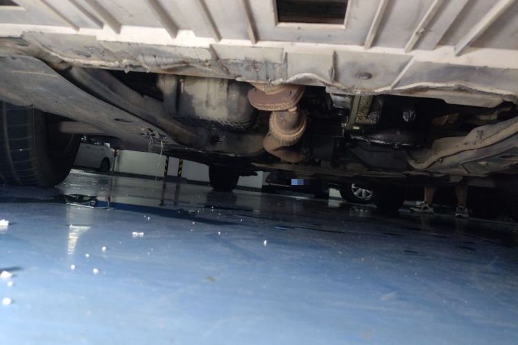 Used Chevrolet Cruze 2015 1.5L Classic SE MT Chassis Front