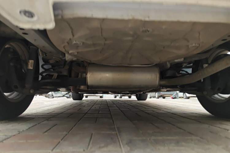 Used Chevrolet Cruze 2015 1.5L Classic SL MT Chassis Rear