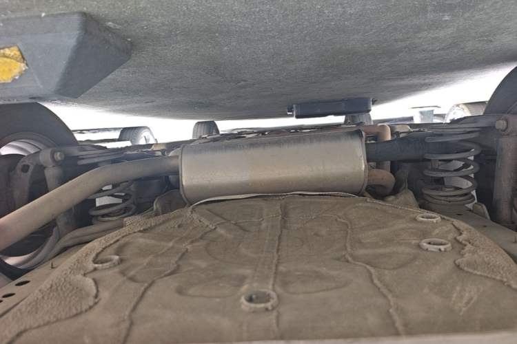 Used Chevrolet Cruze 2015 1.5L Classic SL MT Chassis Rear