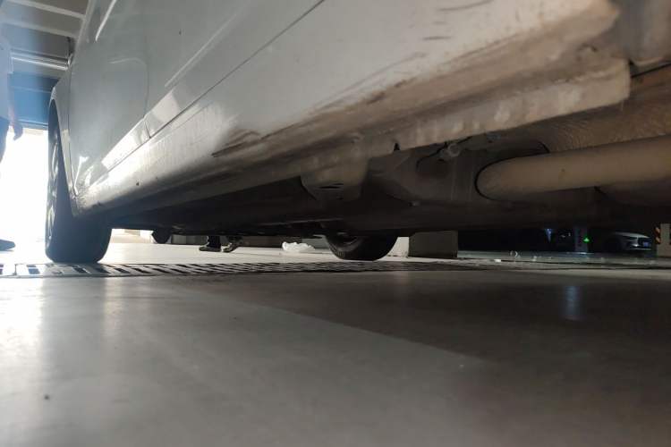 Used Chevrolet Cruze 2015 1.5L Classic SL MT Chassis Rear Left