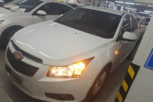 Used Chevrolet Cruze 2015 Hatchback 1.6L Automatic Comfort Edition