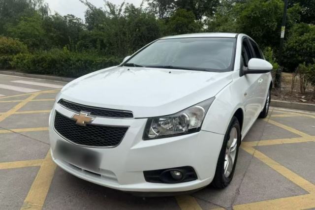 Chevrolet Cruze 2015 Hatchback 1.6L Automatic Comfort Edition usado