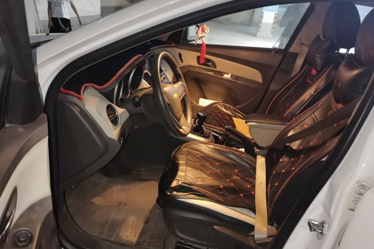 Used Chevrolet Cruze 2015 1.5L Classic SL MT Driver Seat