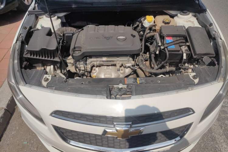 Used Chevrolet Cruze 2015 1.5L Classic SE MT Engine Bay