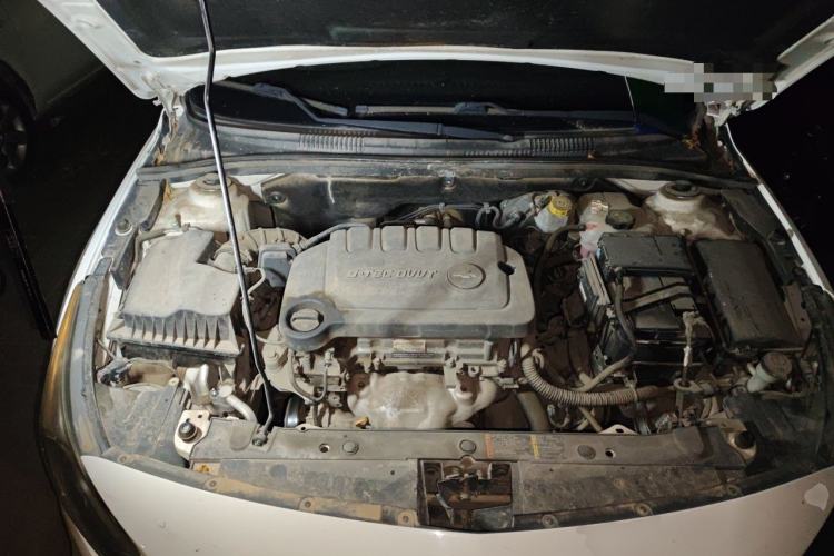 Used Chevrolet Cruze 2015 1.5L Classic SL MT Engine Bay