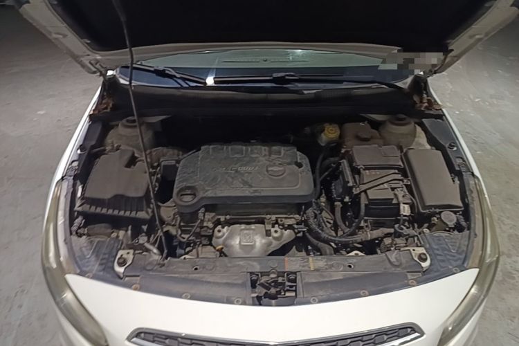 Used Chevrolet Cruze 2015 1.5L Classic SE AT Engine Bay