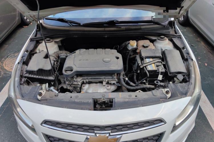 Used Chevrolet Cruze 2015 1.5L Classic SE MT Engine Bay