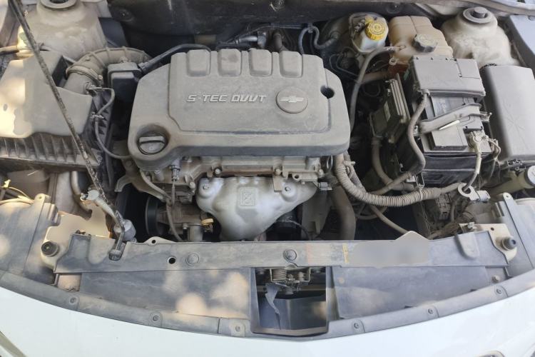 Used Chevrolet Cruze 2015 1.5L Classic SE MT Engine Bay
