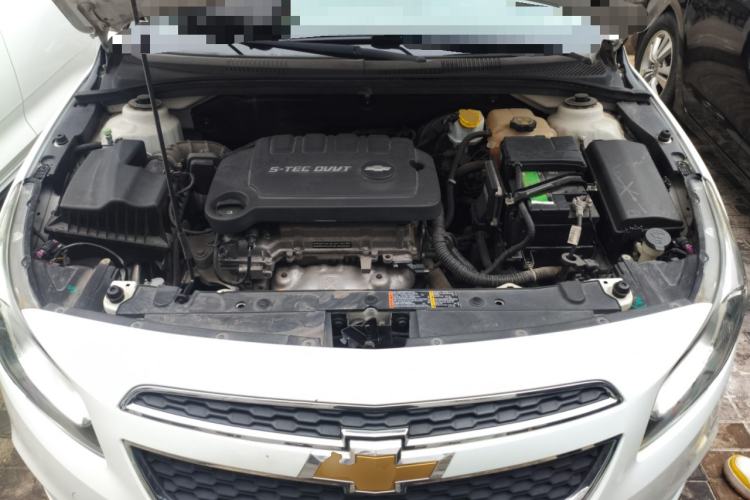 Used Chevrolet Cruze 2015 1.5L Classic SE MT Engine Bay