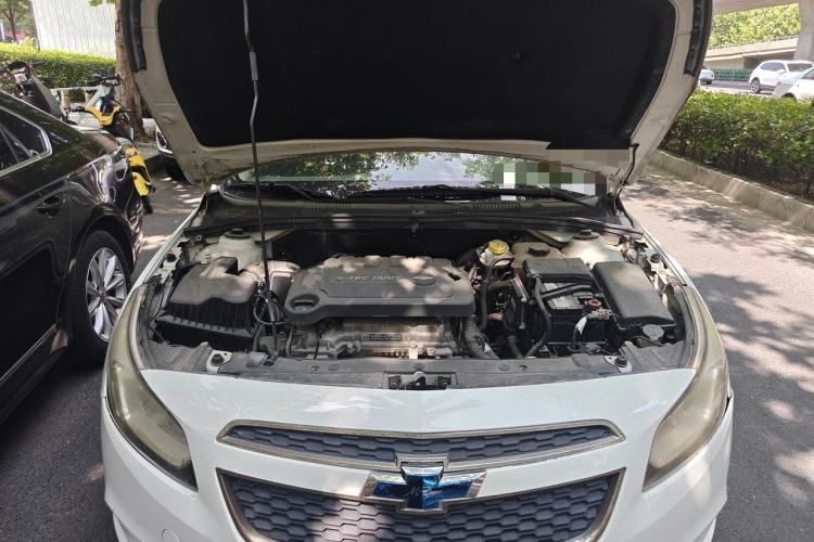Used Chevrolet Cruze 2015 1.5L Classic SE MT Engine Bay