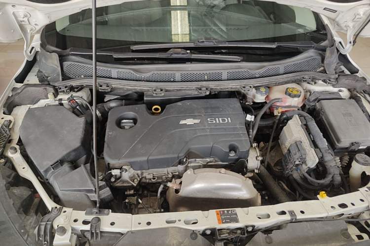 Used Chevrolet Cruze 2015 1.5L Automatic Luxury Edition Engine Bay