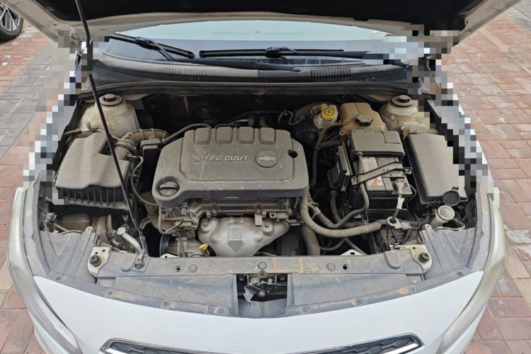 Used Chevrolet Cruze 2015 1.5L Classic SL MT Engine Bay