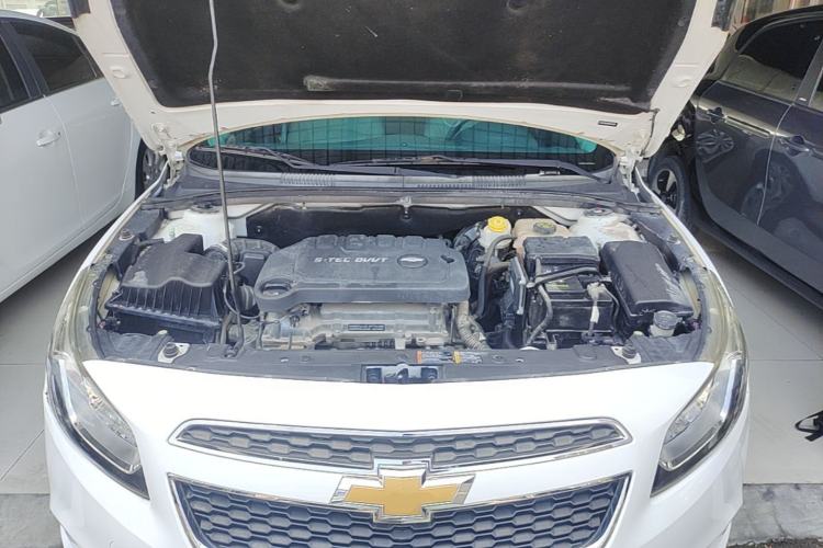 Used Chevrolet Cruze 2015 1.5L Classic SL MT Engine Bay