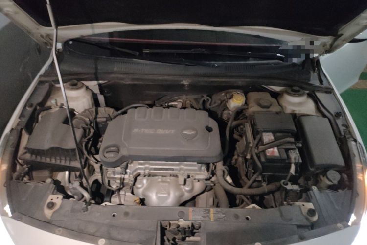 Used Chevrolet Cruze 2015 1.5L Classic SE MT Engine Bay