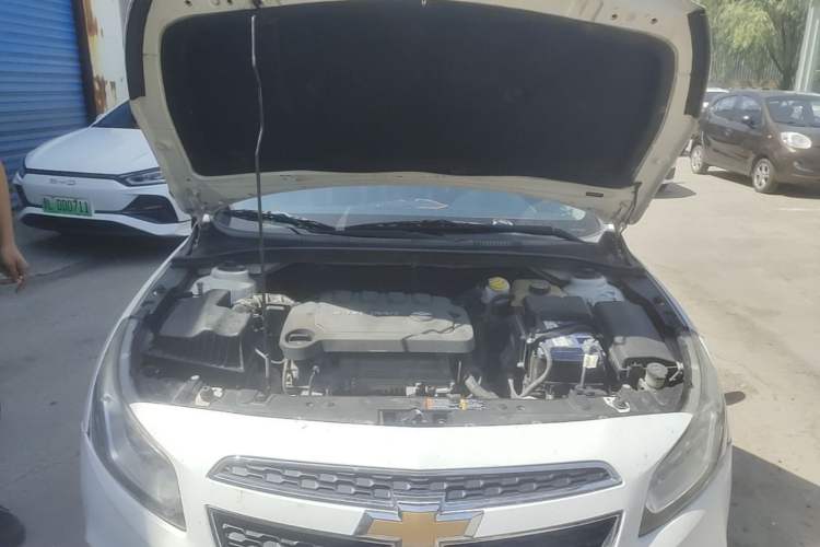 Used Chevrolet Cruze 2015 1.5L Classic SE MT Engine Bay
