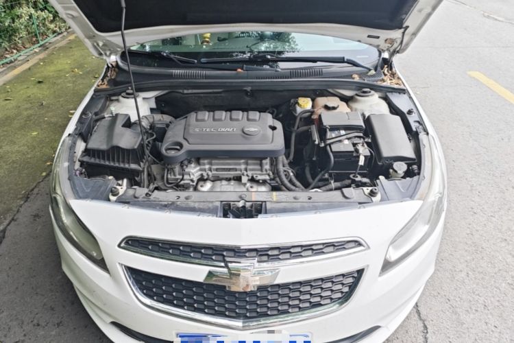 Used Chevrolet Cruze 2015 1.5L Classic SL MT Engine Bay