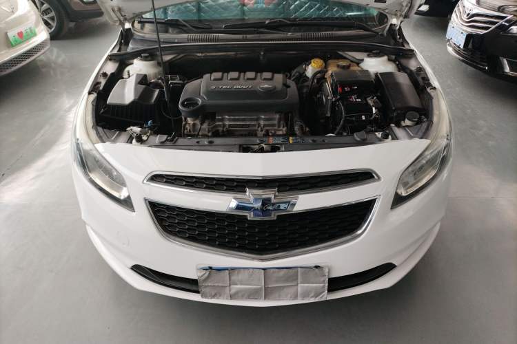 Used Chevrolet Cruze 2015 1.5L Classic SL MT Engine Bay